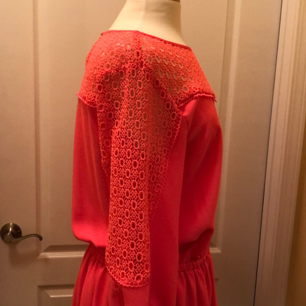 Dress - Picture 2 of 5